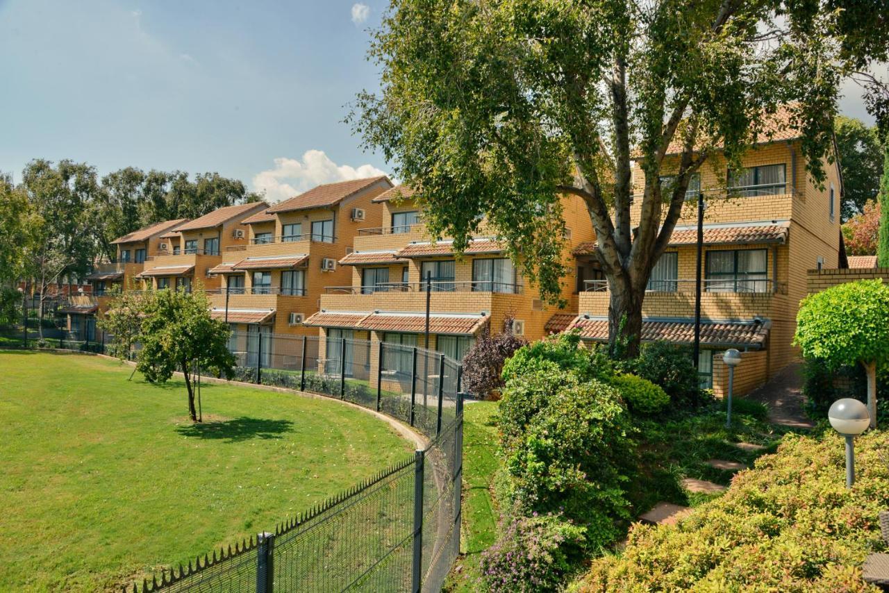 City Lodge Hotel Eastgate 요하네스버그 외부 사진