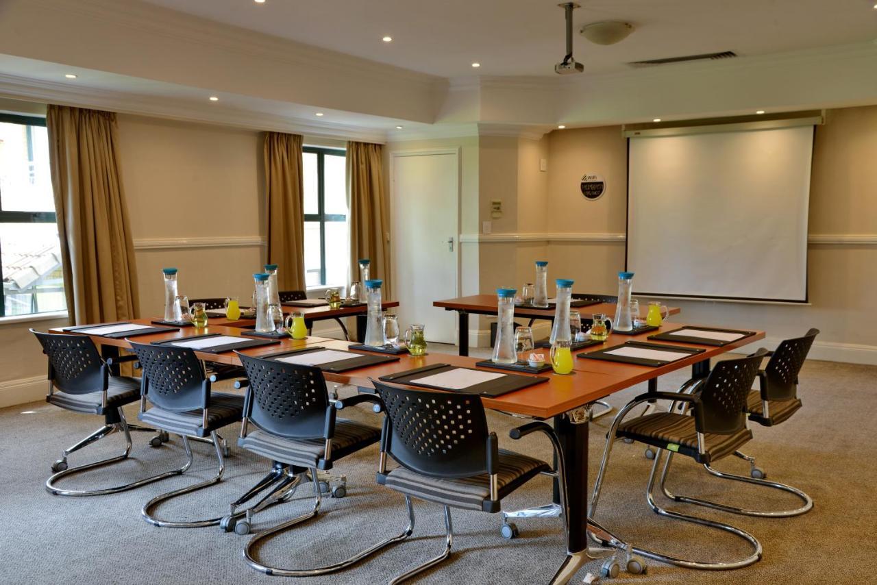 City Lodge Hotel Eastgate 요하네스버그 외부 사진