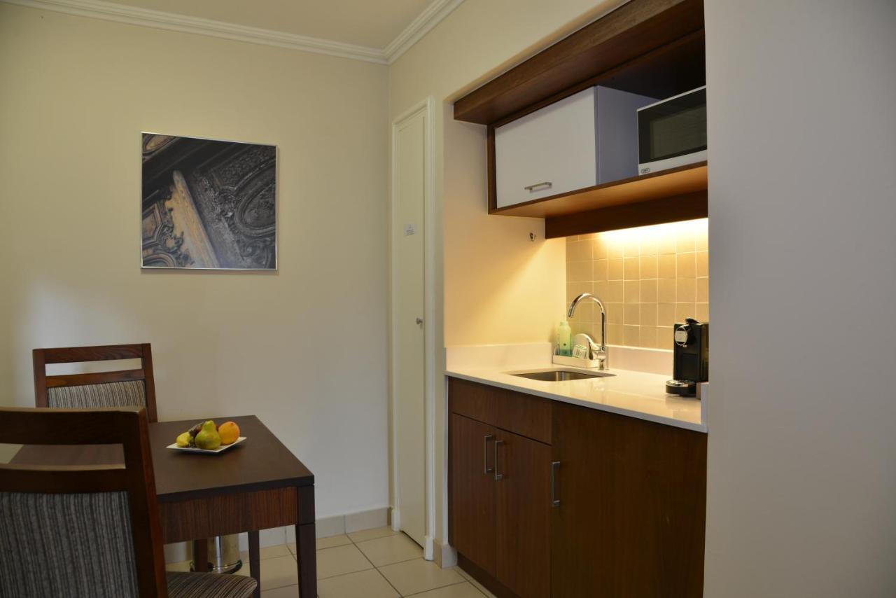 City Lodge Hotel Eastgate 요하네스버그 외부 사진